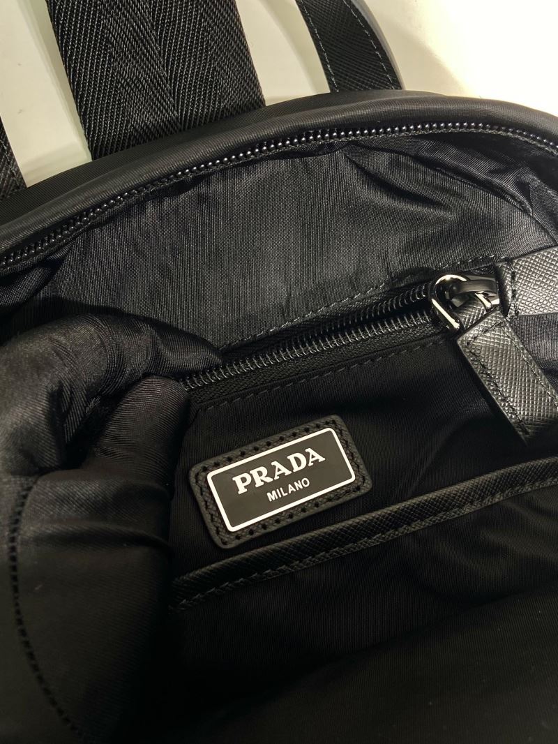 Pra*a waist chest packs